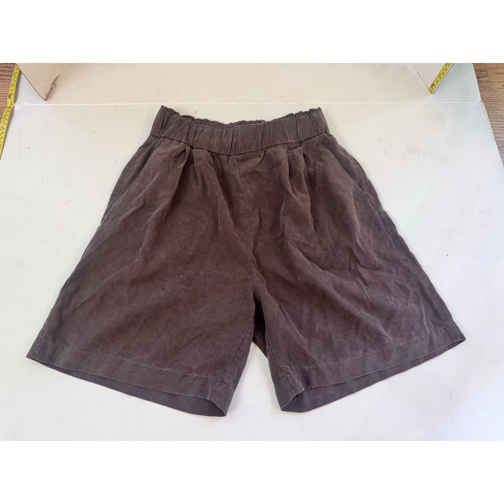 H&M Brown High-Waist Shorts. Small‎